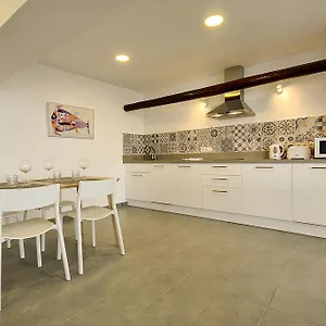 Casa Oceano Apartment